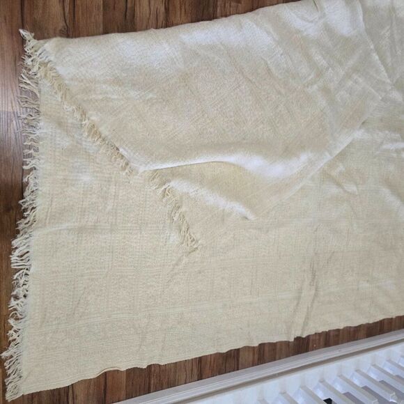 Vintage Wool Cream Textured Bedspread Blanket Fringe Queen 90" x 110" - Picture 9 of 9